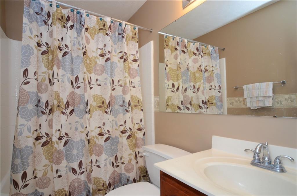 404 Blue Ridge Drive Coraopolis, PA 15108 - Photo 18 of 25 Gallery Image 18