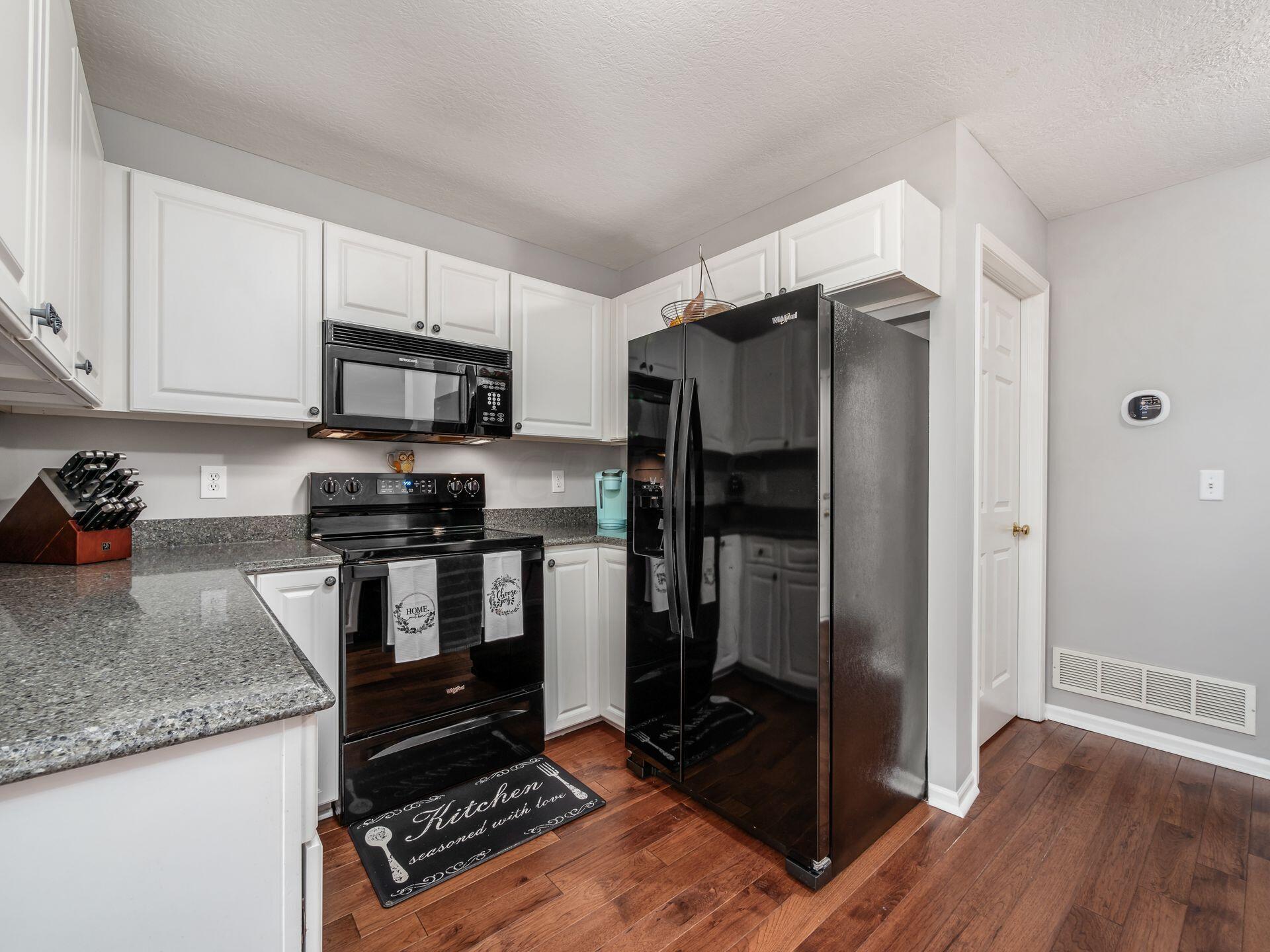 362 Sycamore Ridge Way Columbus, OH 43230 - Photo 10 of 40 Kitchen
