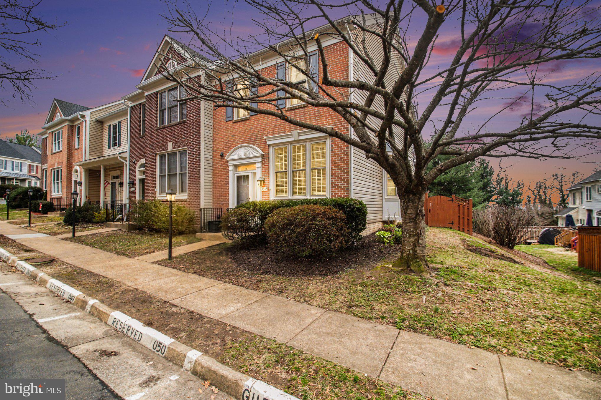 3643 Ransom Place Alexandria, VA 22306 - Photo 5 of 48 Gallery Image 5