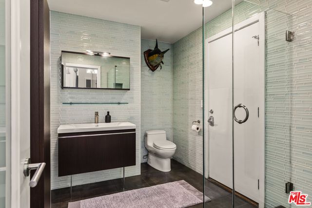 $4,995,000 | 24 Clubhouse Avenue, Venice, CA 90291