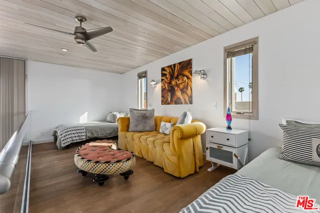 $4,995,000 | 24 Clubhouse Avenue, Venice, CA 90291