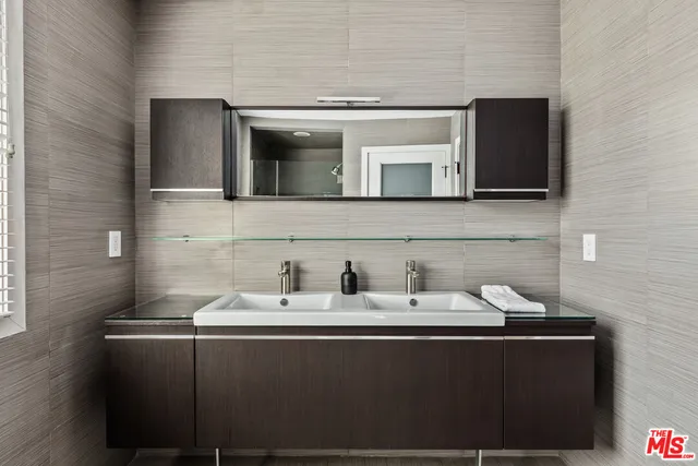 $4,995,000 | 24 Clubhouse Avenue, Venice, CA 90291