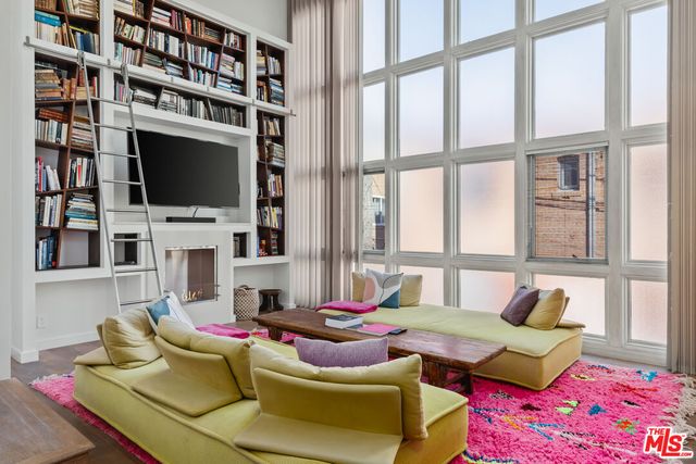 $4,995,000 | 24 Clubhouse Avenue, Venice, CA 90291