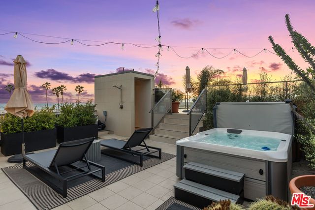 $4,995,000 | 24 Clubhouse Avenue, Venice, CA 90291