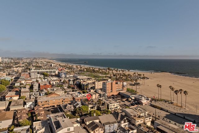 $4,995,000 | 24 Clubhouse Avenue, Venice, CA 90291