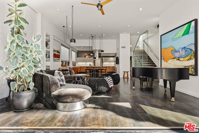 $4,995,000 | 24 Clubhouse Avenue, Venice, CA 90291