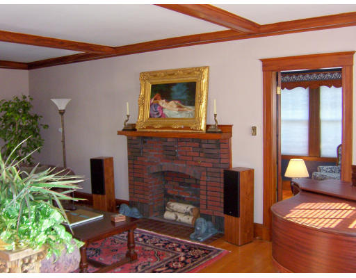 71 Edgemere Road Quincy, MA 02169 - Photo 5 of 30 Gallery Image 5