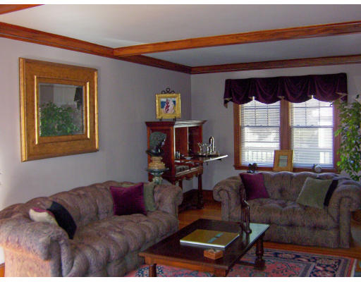 71 Edgemere Road Quincy, MA 02169 - Photo 7 of 30 Gallery Image 7