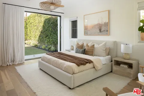 $4,995,000 | 3606 Ocean View Avenue, Los Angeles, CA 90066
