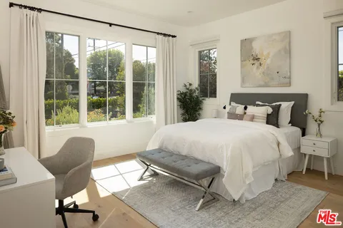 $4,995,000 | 3606 Ocean View Avenue, Los Angeles, CA 90066
