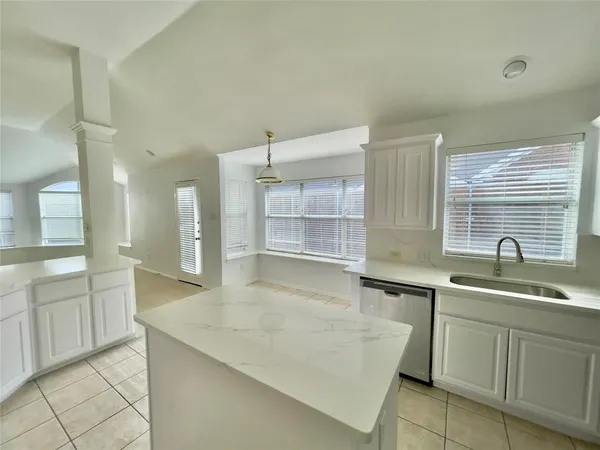 $2,795 | 11002 Tree Shadow Lane, Frisco, TX 75035
