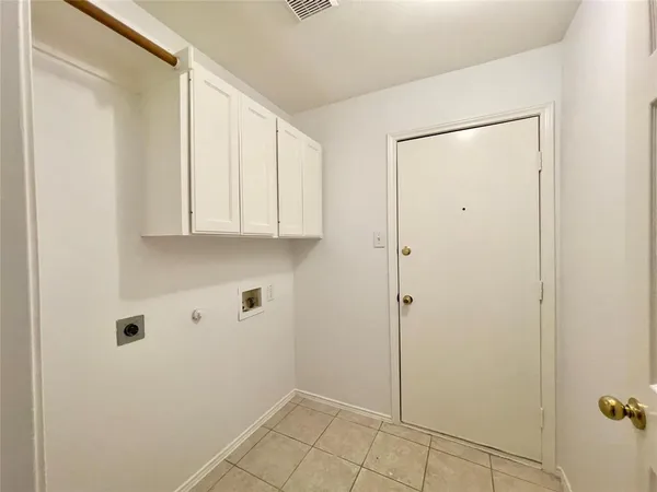 $2,795 | 11002 Tree Shadow Lane, Frisco, TX 75035