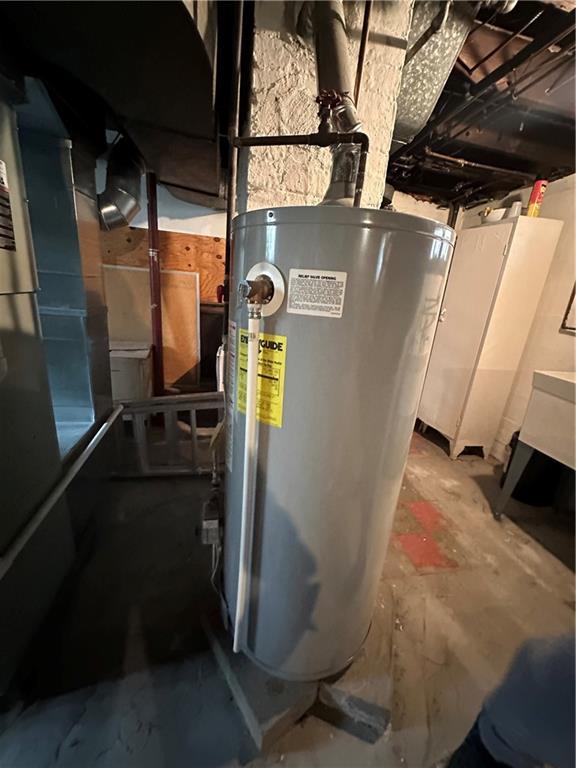 67 Rosamond Street McKees Rocks, PA 15136 - Photo 22 of 28