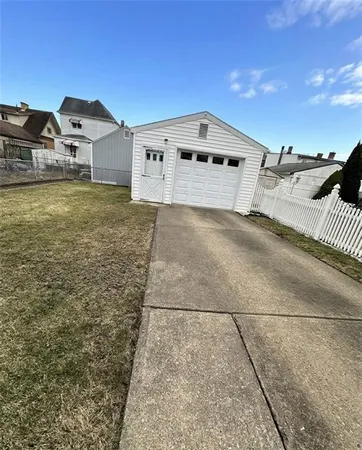 $135,000 | 67 Rosamond Street, McKees Rocks, PA 15136