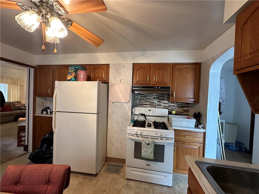 67 Rosamond Street McKees Rocks, PA 15136 - Photo 7 of 28