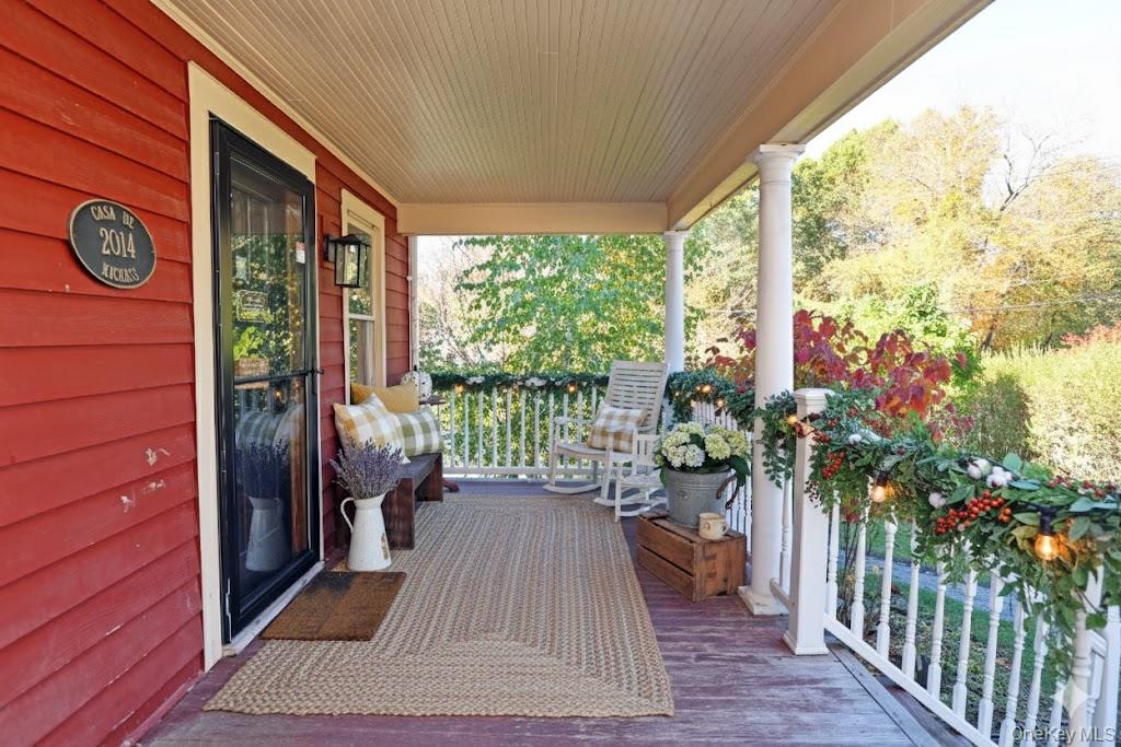 92 Hughson Road Carmel, NY 10512 - Photo 3 of 42 virtually staged