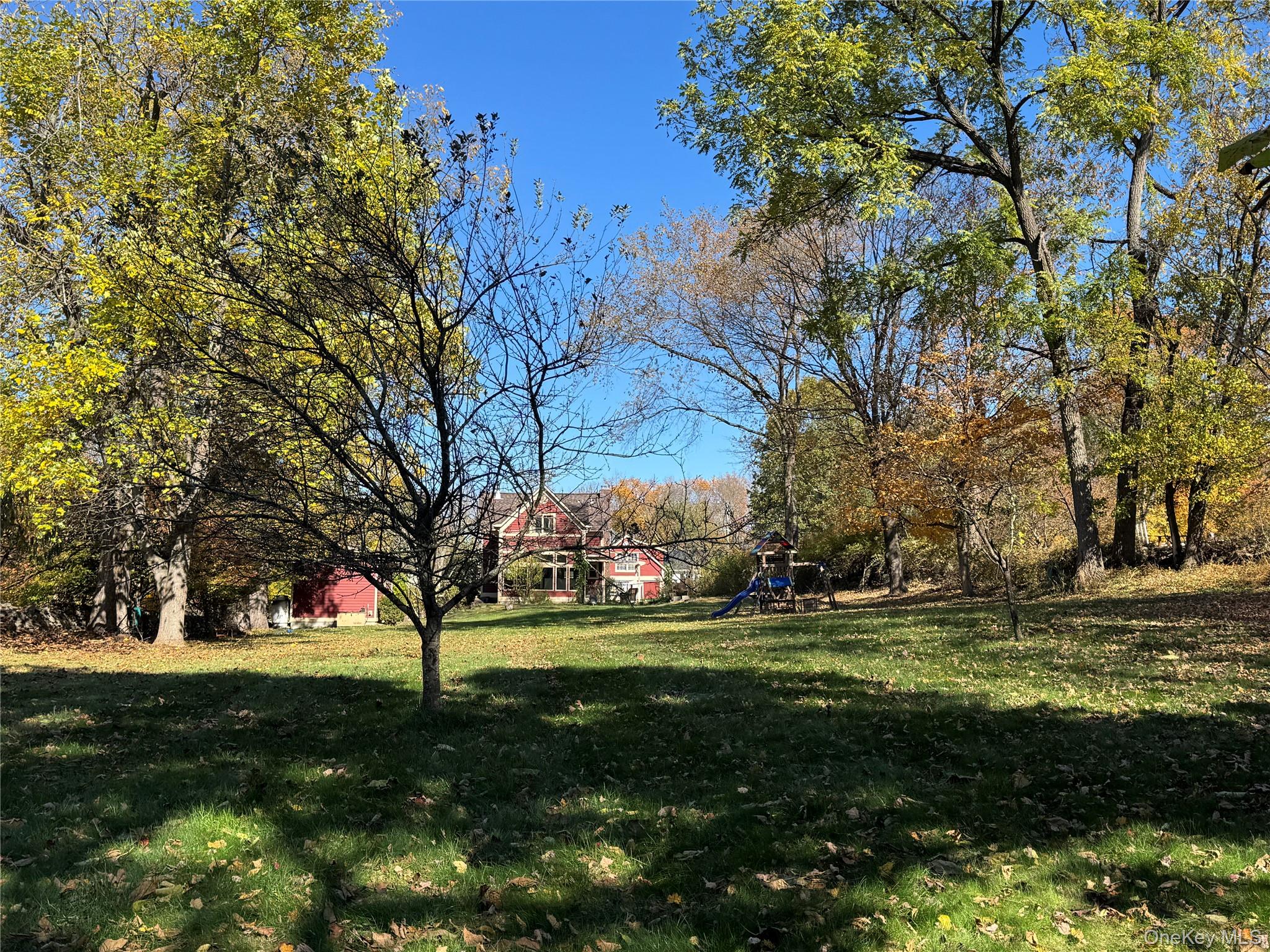 92 Hughson Road Carmel, NY 10512 - Photo 34 of 42 View of grassy yard