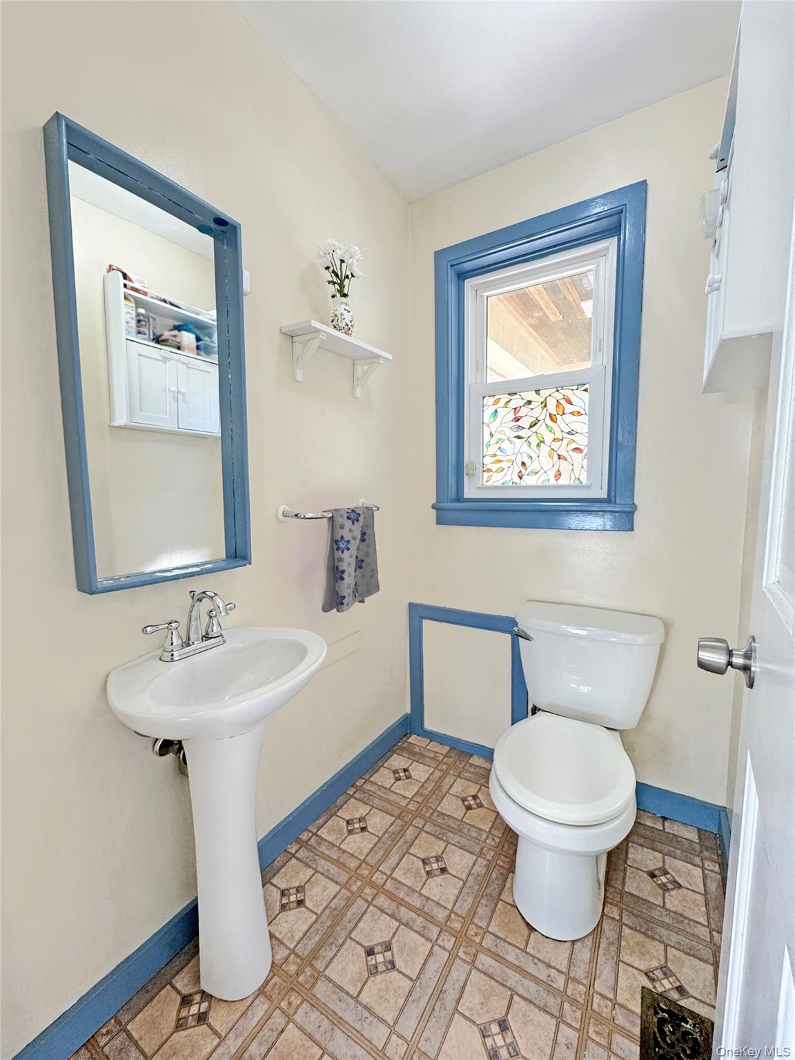 92 Hughson Road Carmel, NY 10512 - Photo 9 of 42 Half bath