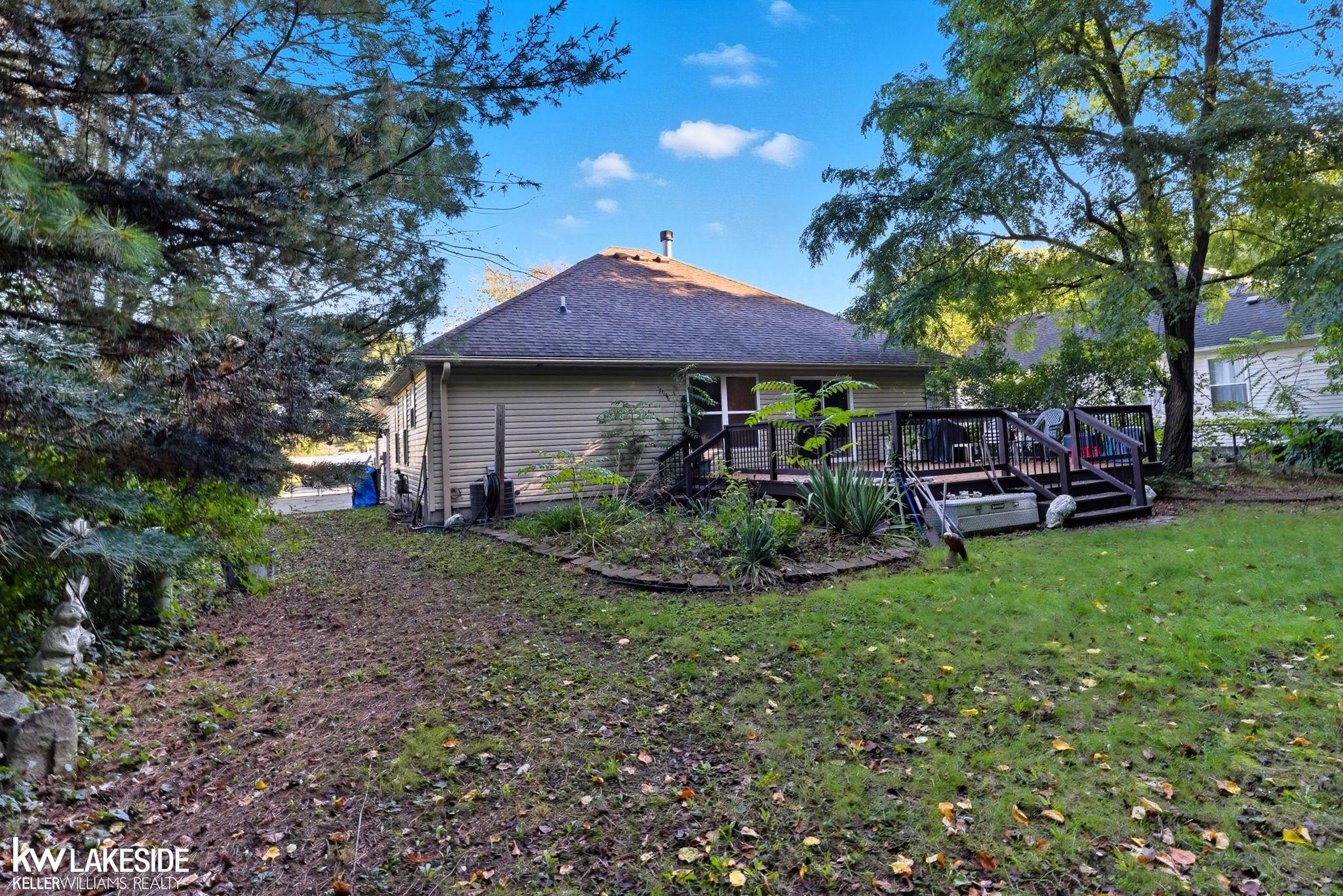 9575 Rachel Road Algonac, MI 48001 - Photo 4 of 21