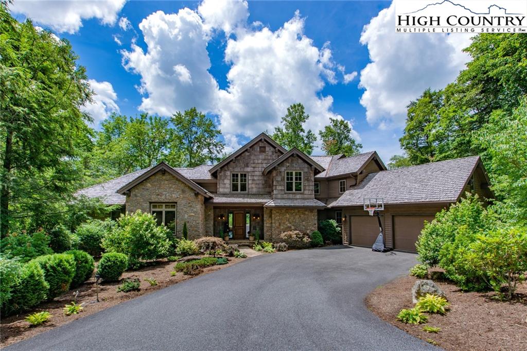 635 Raven Ridge Road Banner Elk, NC 28604 - Photo 1 of 38 Gallery Image 1