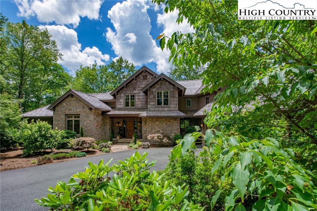 635 Raven Ridge Road Banner Elk, NC 28604 - Photo 2 of 38 Gallery Image 2