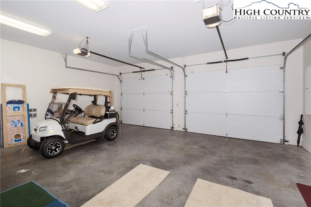 635 Raven Ridge Road Banner Elk, NC 28604 - Photo 26 of 38 Gallery Image 26
