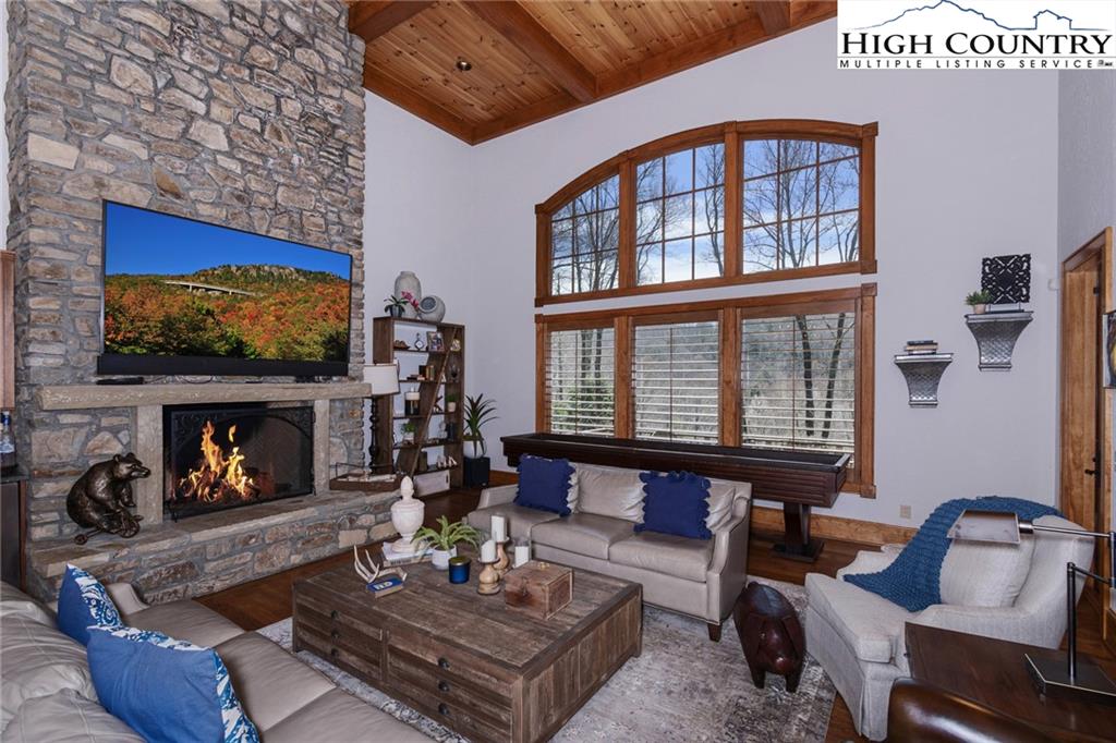 635 Raven Ridge Road Banner Elk, NC 28604 - Photo 8 of 38 Gallery Image 8