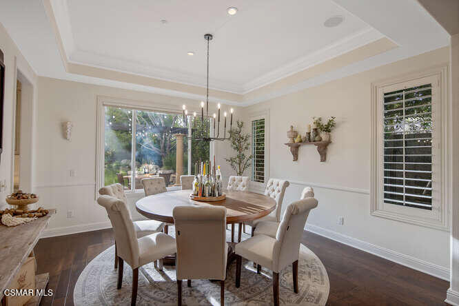 11076 Vare Court Moorpark, CA 93021 - Photo 19 of 95 11076 Vare Ct Moorpark CA-small-031-061-