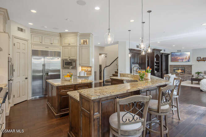 11076 Vare Court Moorpark, CA 93021 - Photo 29 of 95 11076 Vare Ct Moorpark CA-small-043-092-