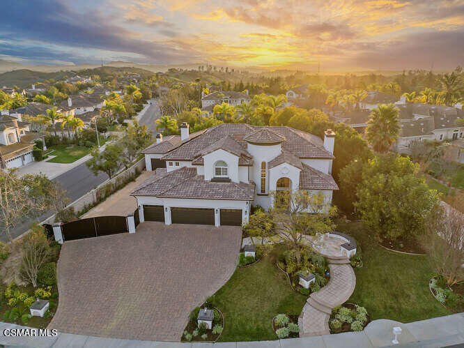 11076 Vare Court Moorpark, CA 93021 - Photo 3 of 95 Front