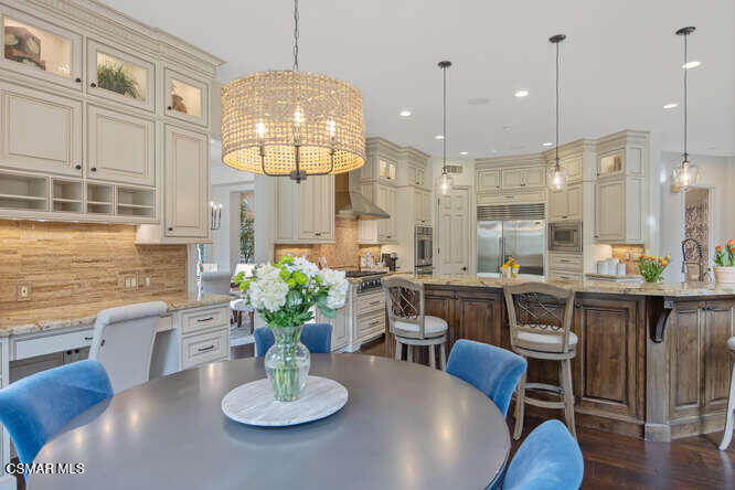 11076 Vare Court Moorpark, CA 93021 - Photo 31 of 95 11076 Vare Ct Moorpark CA-small-042-012-