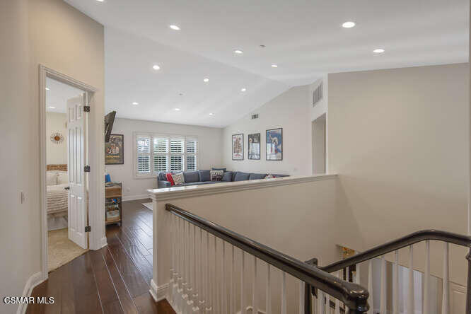 11076 Vare Court Moorpark, CA 93021 - Photo 54 of 95 11076 Vare Ct Moorpark CA-small-065-083-