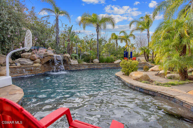 11076 Vare Court Moorpark, CA 93021 - Photo 60 of 95 11076 Vare Ct Moorpark CA-small-017-062-