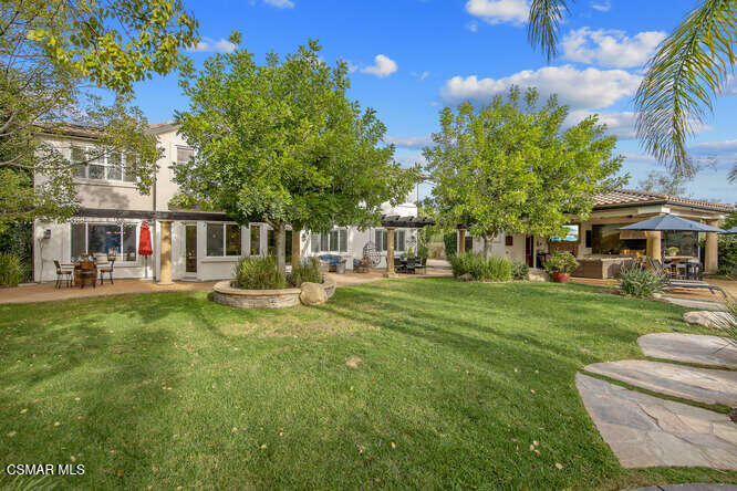 11076 Vare Court Moorpark, CA 93021 - Photo 84 of 95 11076 Vare Ct Moorpark CA-small-024-056-