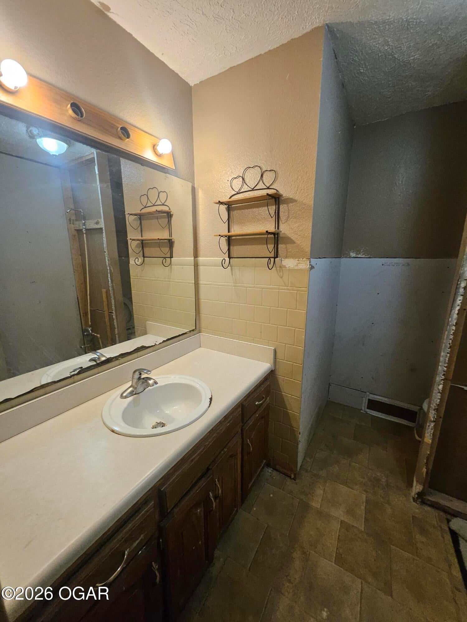 443 West County Street Monett, MO 65708 - Photo 10 of 23 Gallery Image 10