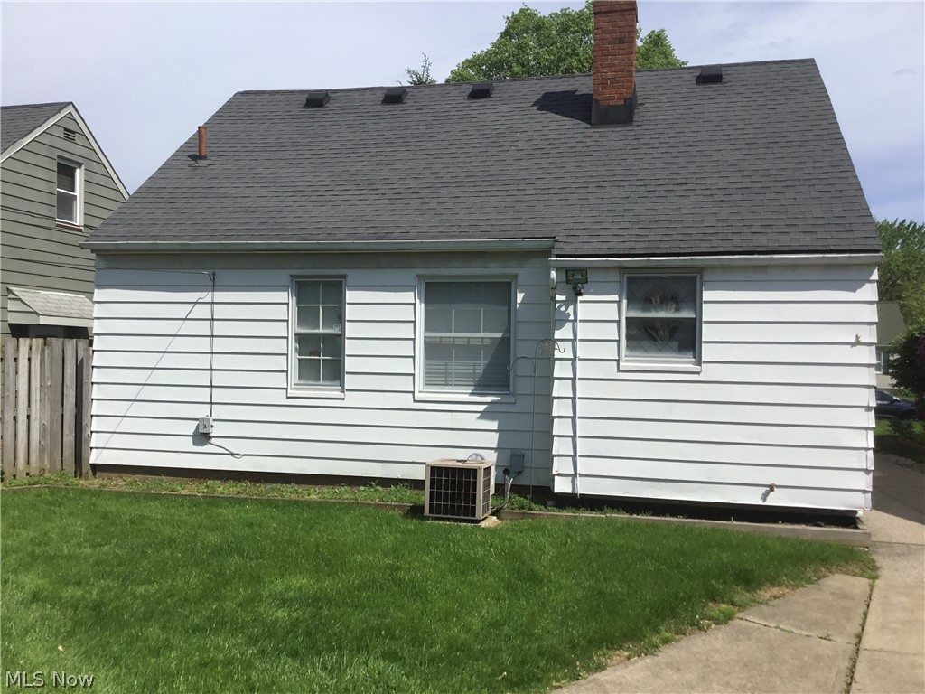 13204 Carpenter Road Garfield Heights, OH 44125 - Photo 15 of 17