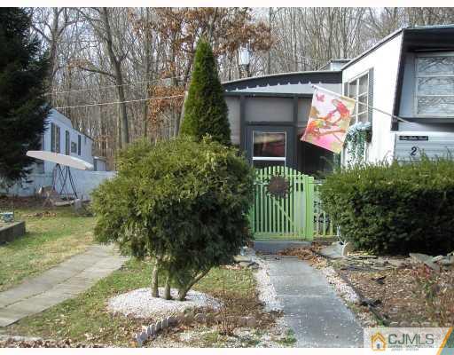 2 Robin Road Monmouth Junction, NJ 08852 - Photo 2 of 10 Gallery Image 2