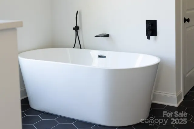 $550,000 | 1037 Dameron Road, Bessemer City, NC 28016