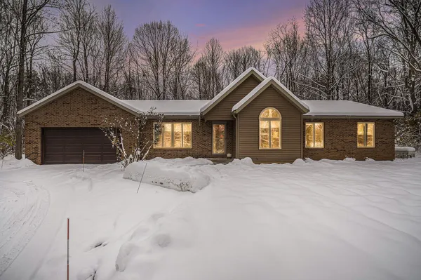 $595,900 | 1209 Morris Drive, Niles, MI 49120