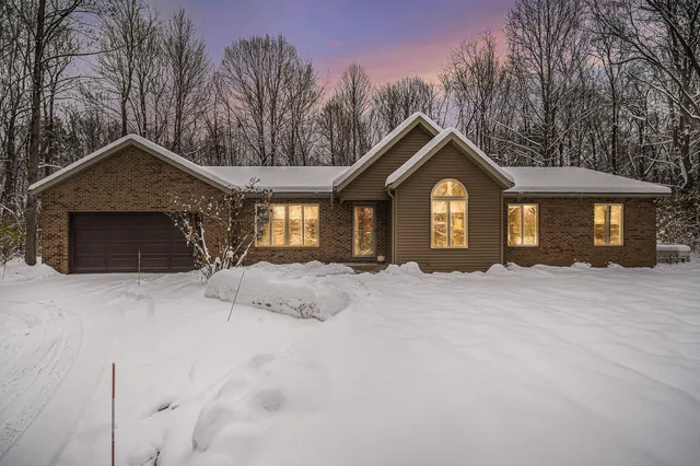 $624,900 | 1209 Morris Drive, Niles, MI 49120