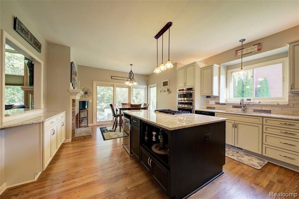 6724 Kennesaw Road Canton, MI 48187 - Photo 23 of 77