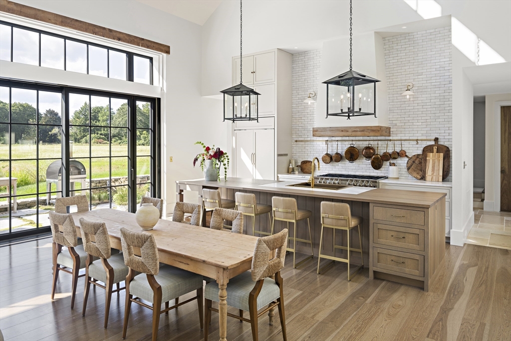 8 Silver Hill Road Lincoln, MA 01773 - Photo 4 of 33 Gallery Image 4