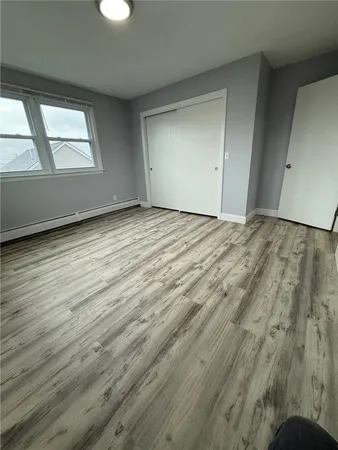 $2,075 | 60 Esten Avenue, Unit 4, Pawtucket, RI 02860