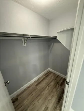 $2,075 | 60 Esten Avenue, Unit 4, Pawtucket, RI 02860