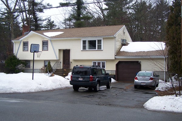 44 Michigan Road Tewksbury, MA 01876 - Photo 1 of 2 Gallery Image 1