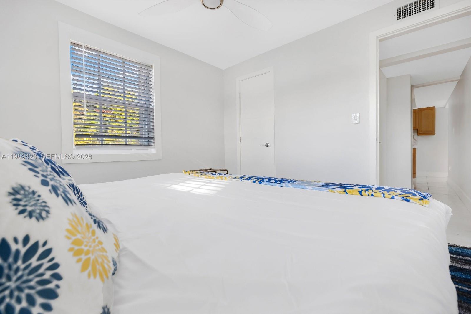 38 Miami Gardens Road West Park, FL 33023 - Photo 15 of 30