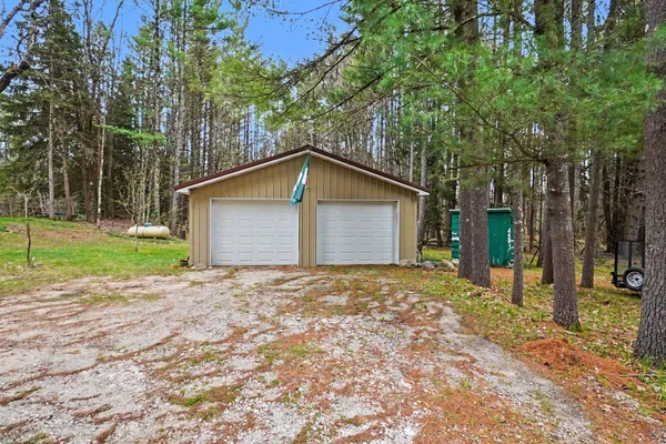 $386,000 | 674 North Michigan Avenue, Wellston, MI 49689