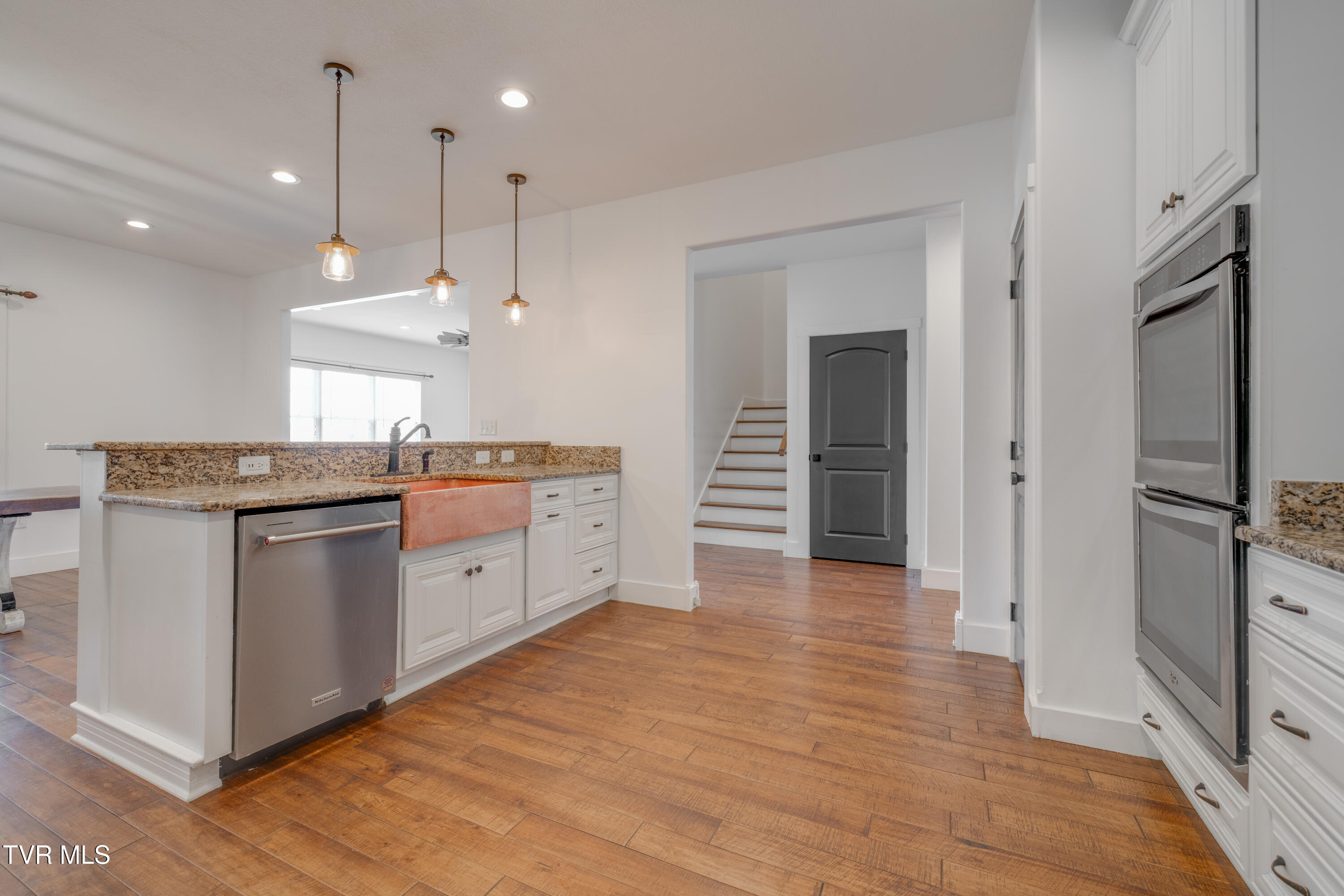 369 Old Embreeville Road Jonesborough, TN 37659 - Photo 20 of 65 019