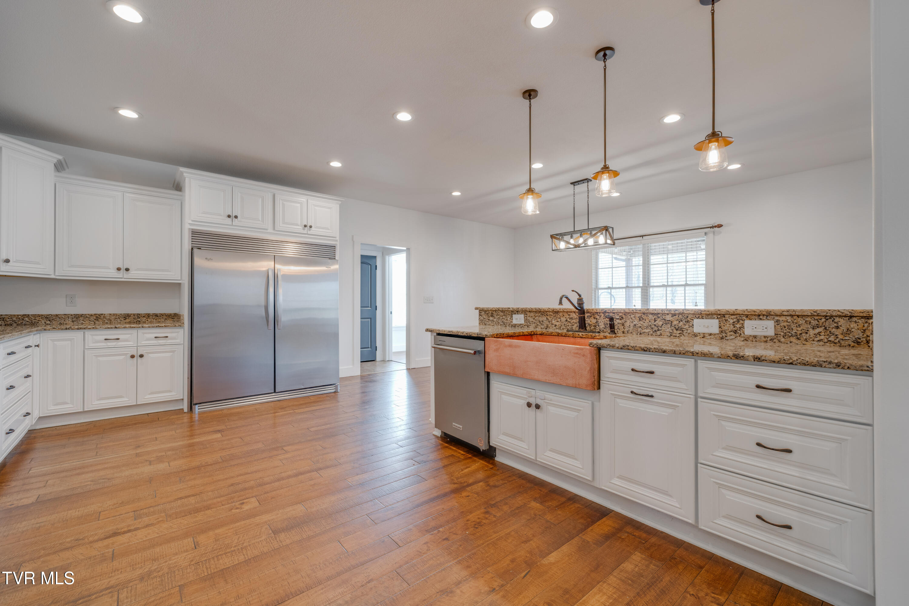 369 Old Embreeville Road Jonesborough, TN 37659 - Photo 23 of 65 022