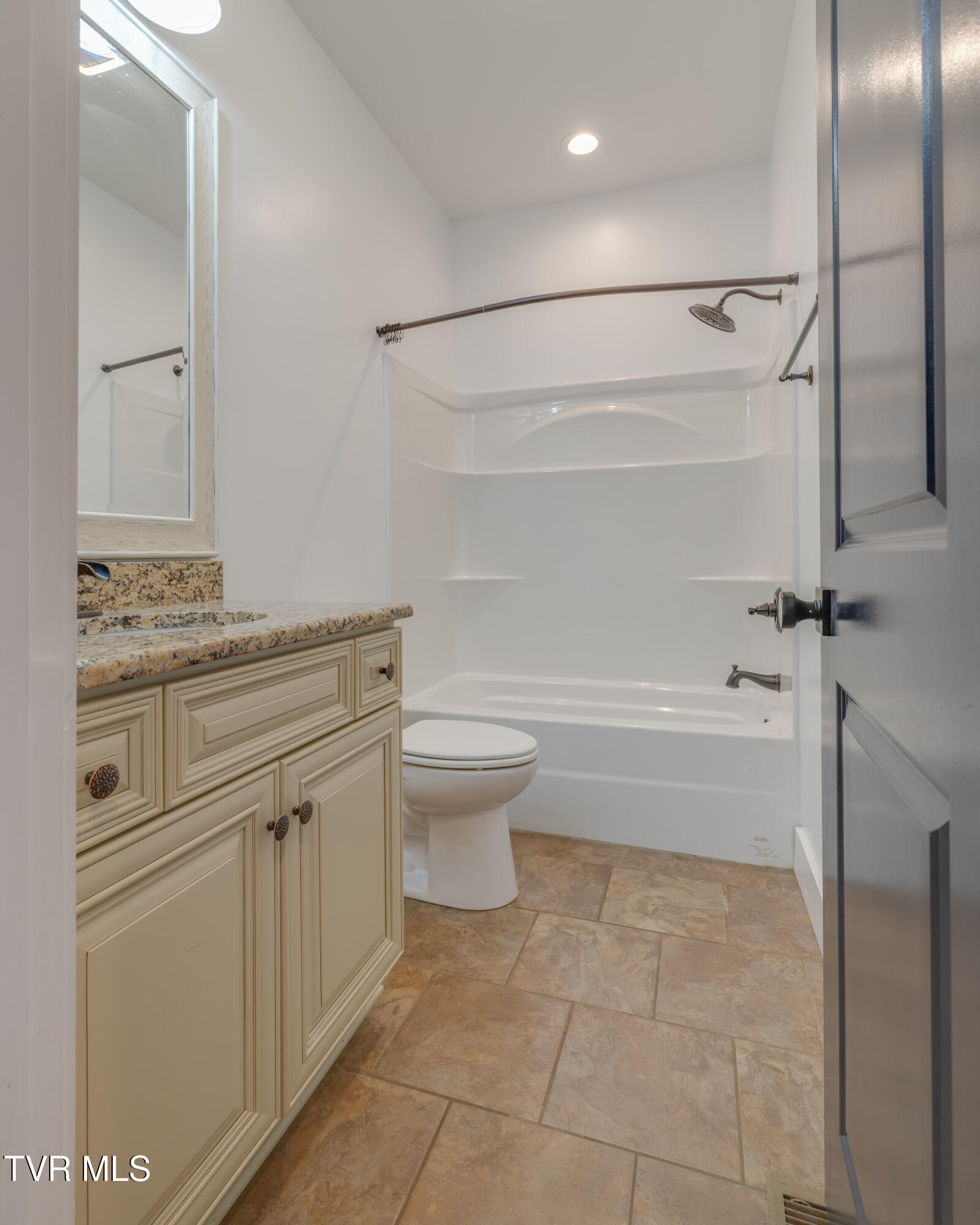 369 Old Embreeville Road Jonesborough, TN 37659 - Photo 24 of 65 023